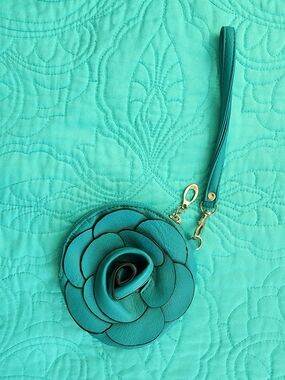 Teal Flower Wristlet Wallet - Women's Bag